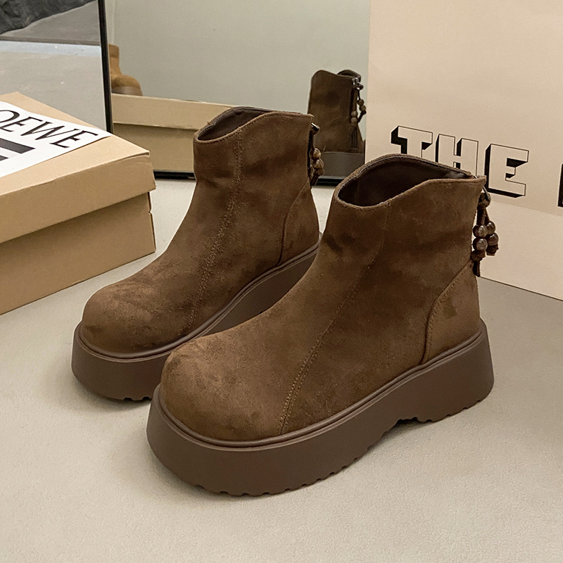 Women'S Shoes Trending 2025 - フラットプラットフォーム女性のアンクルブーツスエード居心地の良いカジュアルシューズファッション冬の女性ボタス 2025 新しいトレンドブランド Zapatillas De Mujer
