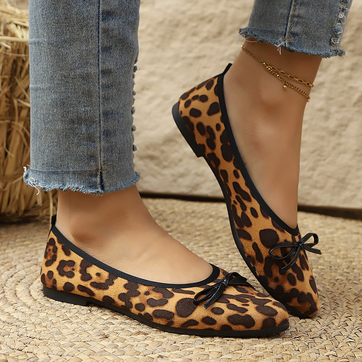 Women'S Shoes For Work - 2026 レオパード柄フラットシューズ レディース ラウンドトゥ リボンタイ ワークシューズ