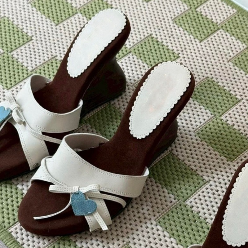 女性のハートボウウェッジヒールスライドサンダルオープントゥ夏 - Women Shoes Us To Eu のレビューと価格