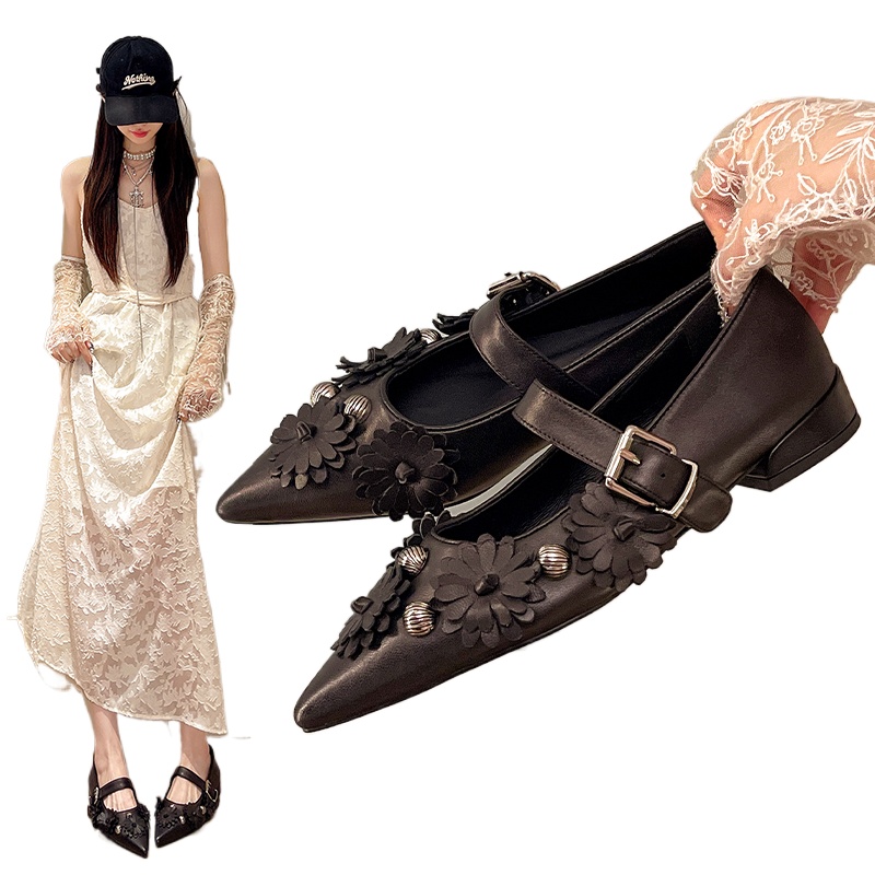 メタルリベットバックルストラップ付きソフトレザーカジュアルド - Mary Jane Shoes のレビューと価格