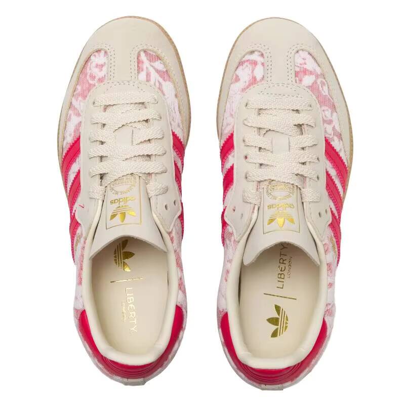 女性ピンク花柄ロートップスニーカー JR8841 ヴィンテー - Women'S Shoes Pink Adidas のレビューと価格