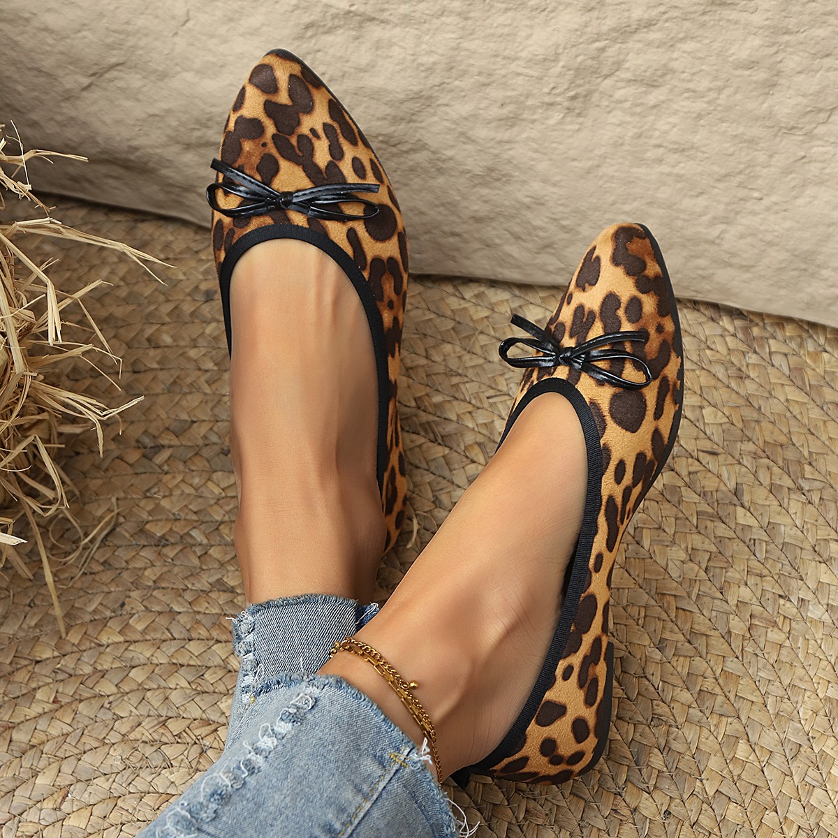 2026 レオパード柄フラットシューズ レディース ラウンド - Women'S Shoes For Work のレビューと価格