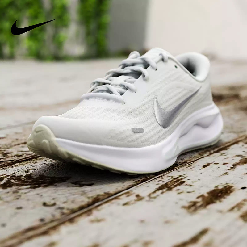 NIKE レディース 新型 JOURNEY RUN クッショ - Women'S Shoes New Balance のレビューと価格