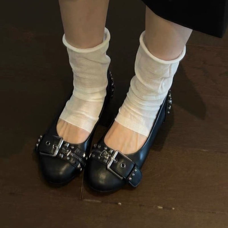 ボルトラウンドヘッドシングルシューズレディースレザーバックル - Mary Jane Shoes のレビューと価格