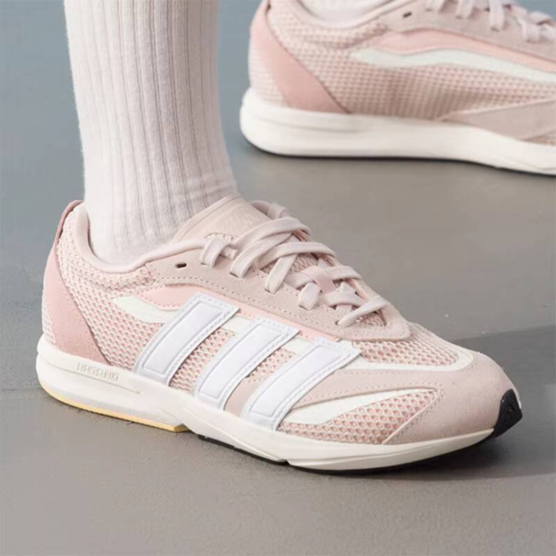 人気のアディダス ライトピンク スエード メッシュ レトロ  - Women'S Shoes Pink Adidas のレビューと価格